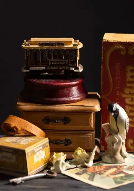 arreglo-de-objetos-vintage-bodegon (1)